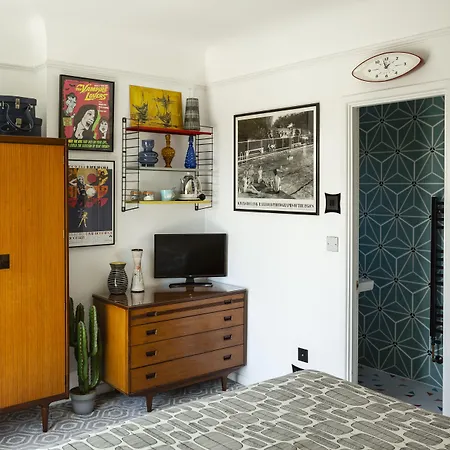Twentieth Century B&B-3